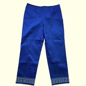 Jones New York pants, size 8, bright Navy blue,side zipper, stretch cotton, EUC